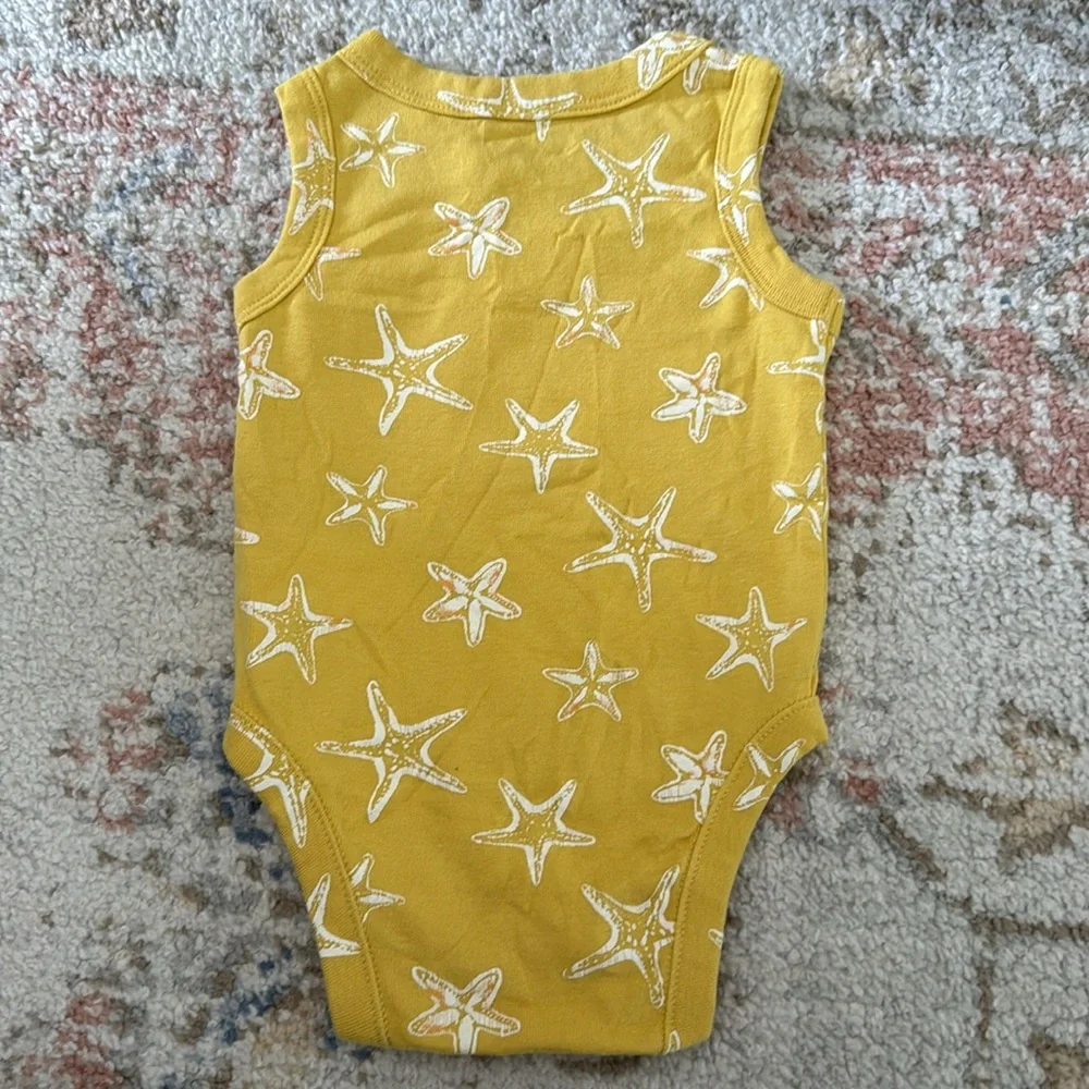 Old Navy Navy/Teal/Yellow Starfish Print 3-Pack Sleeveless Bodysuit | 6-12M